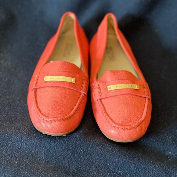 Michael Kors leather loafers Size 7 - Picture 7 of 10